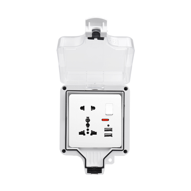 86 タイプ IP66 屋外防水ソケット、スイッチ制御付き  - Outdoor Power Adapter Usb C のレビューと価格